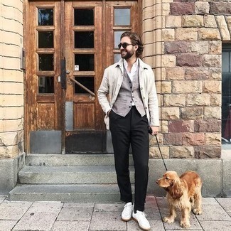 С чем носить серый жилет осень