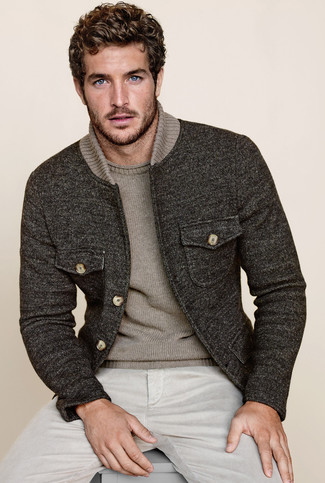 С чем носить серый шерстяной бомбер мужчине