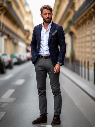 С чем носить серые шерстяные классические брюки мужчине