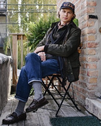 С чем носить серую шерстяную куртку без рукавов мужчине