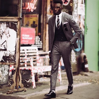 С чем носить серый шерстяной костюм