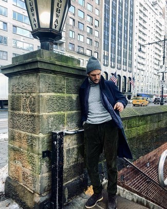 С чем носить серую шерстяную водолазку мужчине