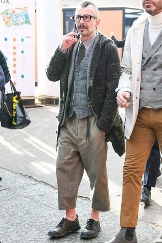 С чем носить серый плетеный ремень мужчине