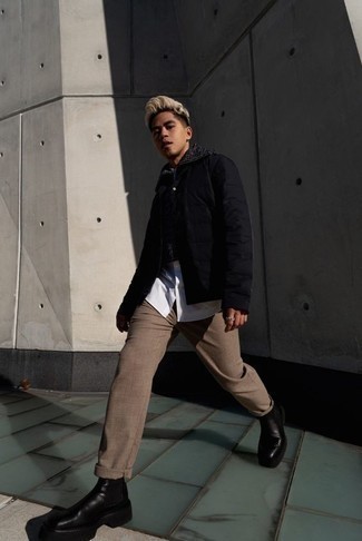 Какие ботинки челси носить с серым свитером на молнии мужчине