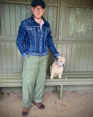 С чем носить футболку на пуговицах мужчине