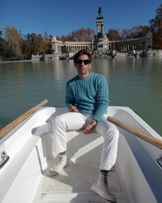 Как носить высокие кеды с вязаным свитером мужчине