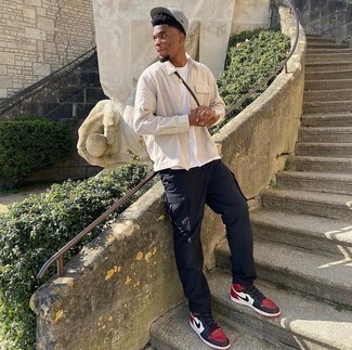 Как носить высокие кеды с брюками карго