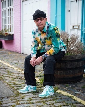 С чем носить высокие кеды за 60 лет мужчине