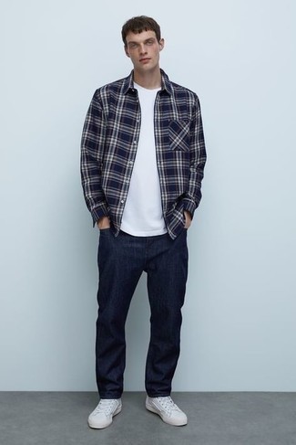 С чем носить высокие кеды в 20 лет мужчине