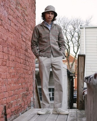 С чем носить высокие кеды мужчине весна