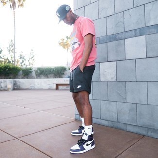 С чем носить высокие кеды мужчине в жару