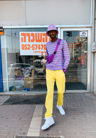 Как носить высокие кеды с спортивными штанами мужчине