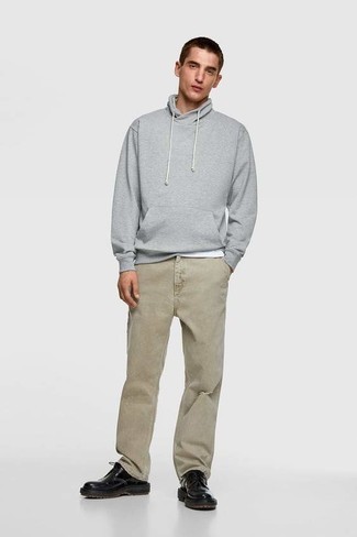 С чем носить худи в 20 лет мужчине