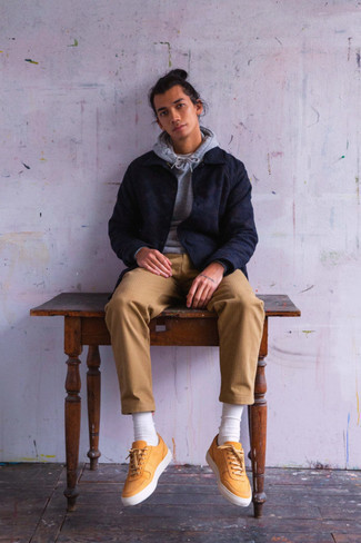 Как носить худи с курткой-рубашкой мужчине