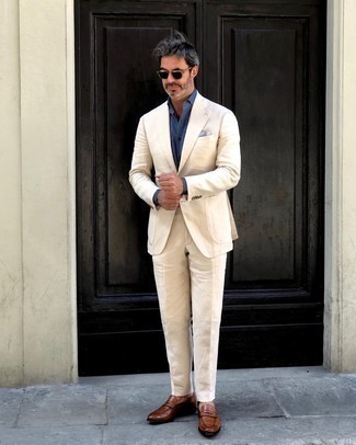 С чем носить нагрудный платок в горизонтальную полоску