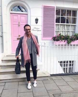 С чем носить ярко-розовый шарф мужчине
