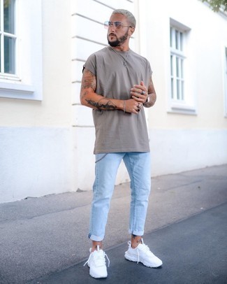 С чем носить ярко-розовые солнцезащитные очки мужчине