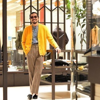 С чем носить брюки с узором "гусиные лапки" мужчине