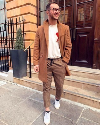 С чем носить брюки с узором "гусиные лапки" мужчине