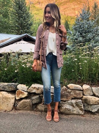 Как носить джинсы с джинсовой курткой женщине