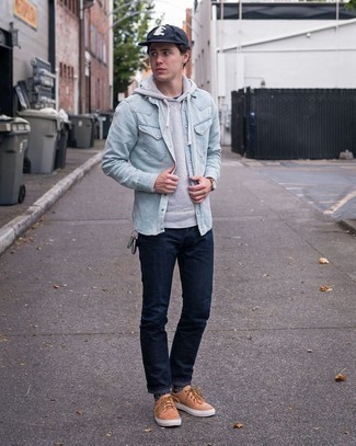 Как носить джинсы с джинсовой рубашкой мужчине