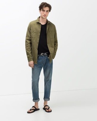 Как носить джинсы с сланцами мужчине