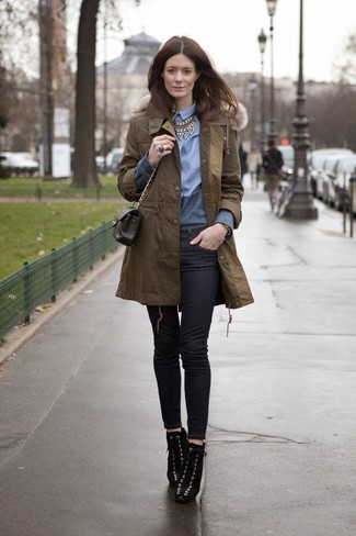 Как носить джинсы с ботильонами на шнуровке