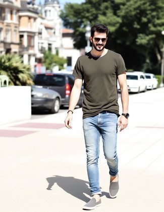 Как носить джинсы с лоферами мужчине