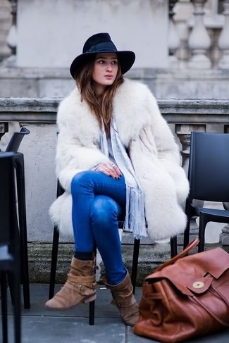 Как носить джинсы с полусапогами