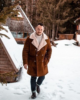 Как носить джинсы с дубленкой мужчине