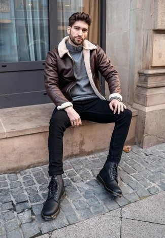 Как носить джинсы с короткой дубленкой мужчине