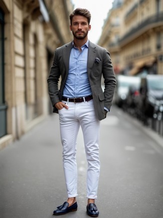 Как носить джинсы с рубашкой мужчине