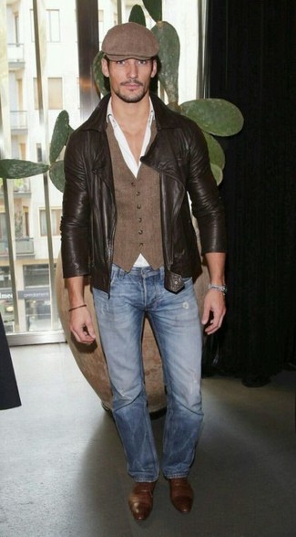 Как носить джинсы с рубашкой за 40 лет мужчине