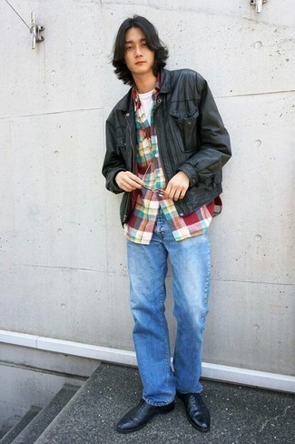 Как носить джинсы с рубашкой подросткам мужчине