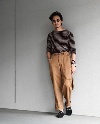 Какие лоферы носить с светло-коричневыми брюками карго