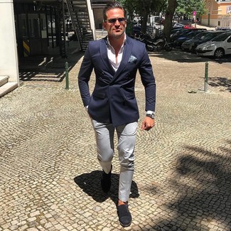 Какие монки носить с светло-коричневыми брюками чинос