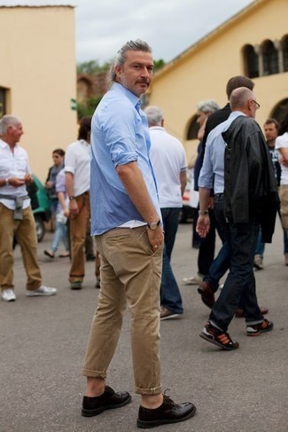 Какие майки носить с светло-коричневыми брюками чинос