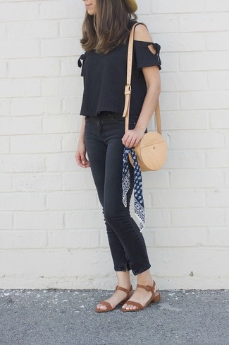 С чем носить светло-коричневую шляпу женщине