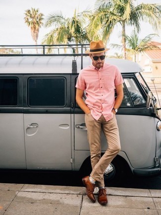 Какие туфли дерби носить с светло-коричневыми джинсами