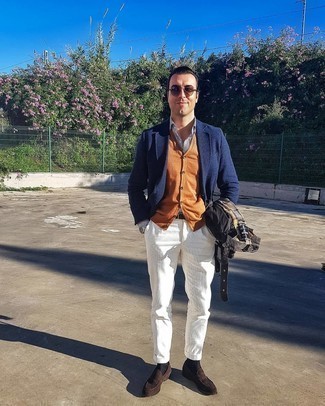 С чем носить вязаный пиджак мужчине