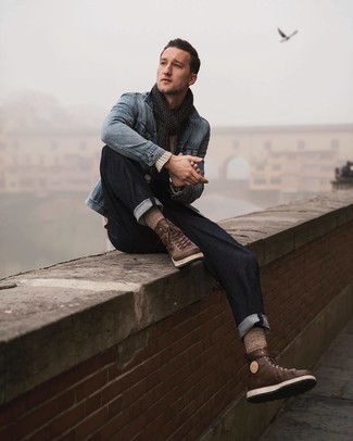 С чем носить вязаный шарф мужчине