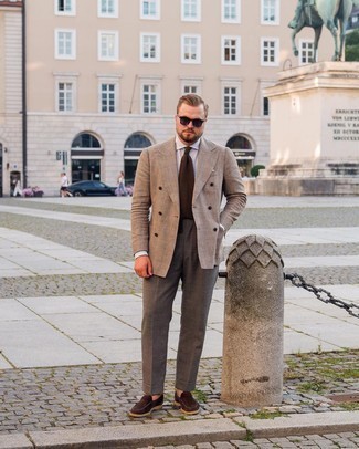 С чем носить вязаный галстук мужчине