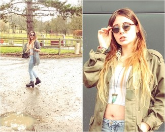 Как носить ботильоны на шнуровке с укороченным топом