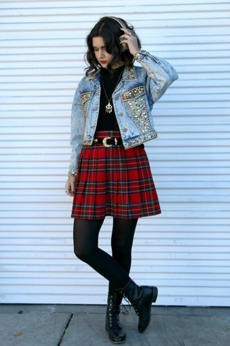 Как носить ботинки на шнуровке с джинсовой курткой женщине