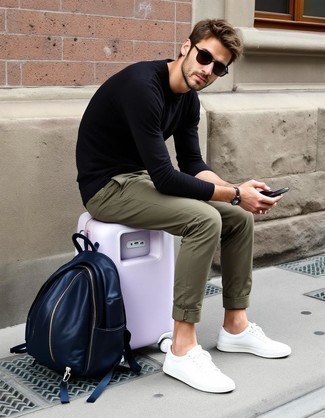 С чем носить кожаный рюкзак мужчине