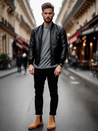 С чем носить кожаный бомбер мужчине