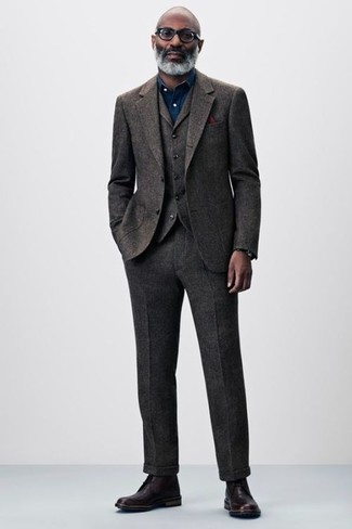 С чем носить кожаные классические ботинки мужчине