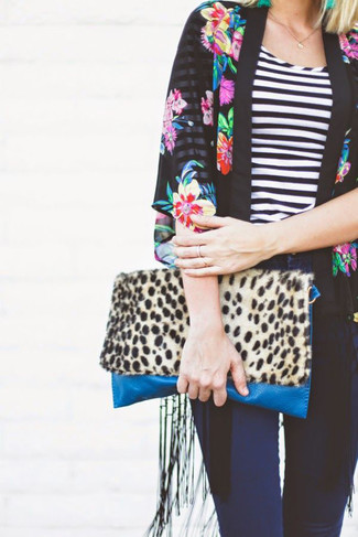 С чем носить клатч с леопардовым принтом