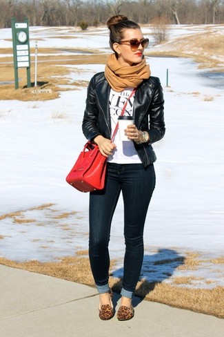 С чем носить лоферы с леопардовым принтом женщине