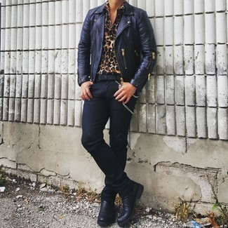 С чем носить рубашку с леопардовым принтом мужчине